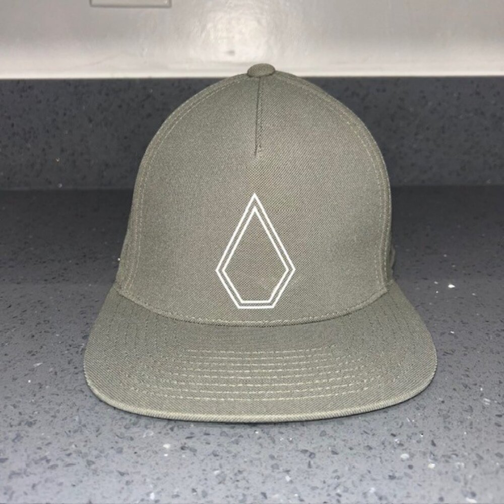 MENS VOLCOM GRAY SNAPBACK ADJUSTABLE HAT CAP ONE SIZE